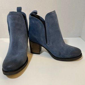Belfielding Blue Oil Rubbed Suede Ankle Boots Size 7 NWOT